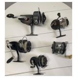 Box lot 5 fishing reels