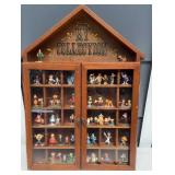 Wooden shadow box with Disney figurines - glass