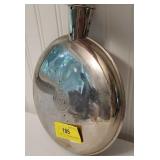 Hot water foot warmer