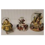 3 Christmas snow globes