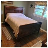 Queen size bed, mattress, box spring, bedding