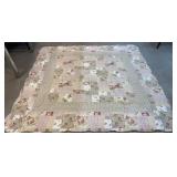 Pretty full size quilt with 2 shams