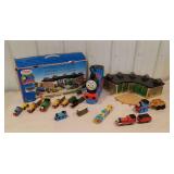 Box of miscellaneous Thomas the tank