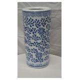 Large Blue and white oriental umbrella/Cain