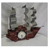 Ship clock/light