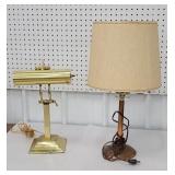2 lamps