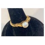 10k ring with pearl