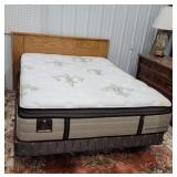 Oak headboard, Hollywood frame and Stern