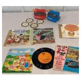 2 View-Masters, children