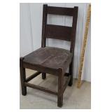 Gunlock Mission oak desk chair