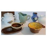 Box pottery - McCoy, Hull, etc...