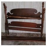 Pineapple bed with rails