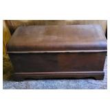 Roos blanket/cedar chest.