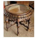 Round coffee table with tray top
