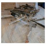Tub lot hammers, hatchet,etc.