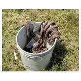 Chain pieces and hooks