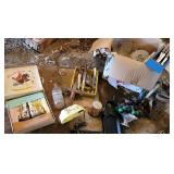 Large box - Fawn bottle, grape cluster, knives,