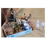 Box knick knacks - Goebel deer, bases, etc ..