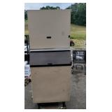 Ice maker machine - no idea if it works