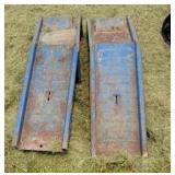 Set of 2 piece car ramps.