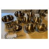 Dog bowls and dog choker