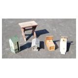 Bird houses and bench.