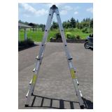 Jaws ladder, adjustable.