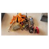 Lot of ratchet straps, string, rope,