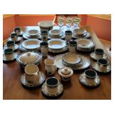 30+ pieces Pfaltzgraff Forrest service set.