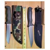 2 buck hunting knives.