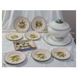 Italy pottery including place card holders, all