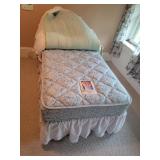 Single bed with linens - very nice