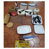 Kitchen Bake Ware, Cooling Racks, Knifes, Storage