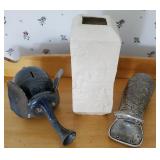 Elephant (has change inside/marking hard to see),