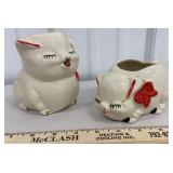 Pig creamer and sugar