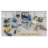Box of mostly blue and white ceramics and glass -