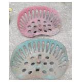 2x$ green and red tractor seat