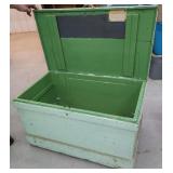 Early carpenters chest - read estate note