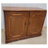 2 door cabinet 43"17"34"