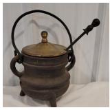 Cast iron fire starter pot