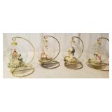 4 Christmas ornaments with stands