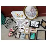 Lot of pictures, mirror