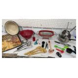 Box of kitchen pans, strainers, cooking & baking