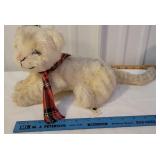 Steiner jointed German white tiger cat