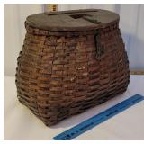 Wonderful old fishing creel w/crackled patina