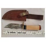 Damascus blade knife