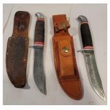 2 schrade knives with sheath