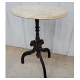 Oval marble top parlor stand 21"x16"x29"