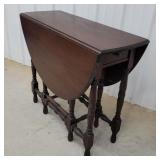 1 drawer gate leg table 36"15"30x closed