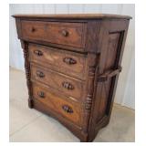 Early 4 drawer dresser 38"18"42"